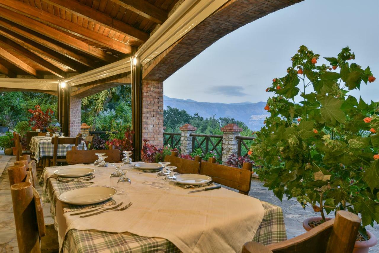 Agriturismo L'Antico Casolare Castelcivita Eksteriør billede